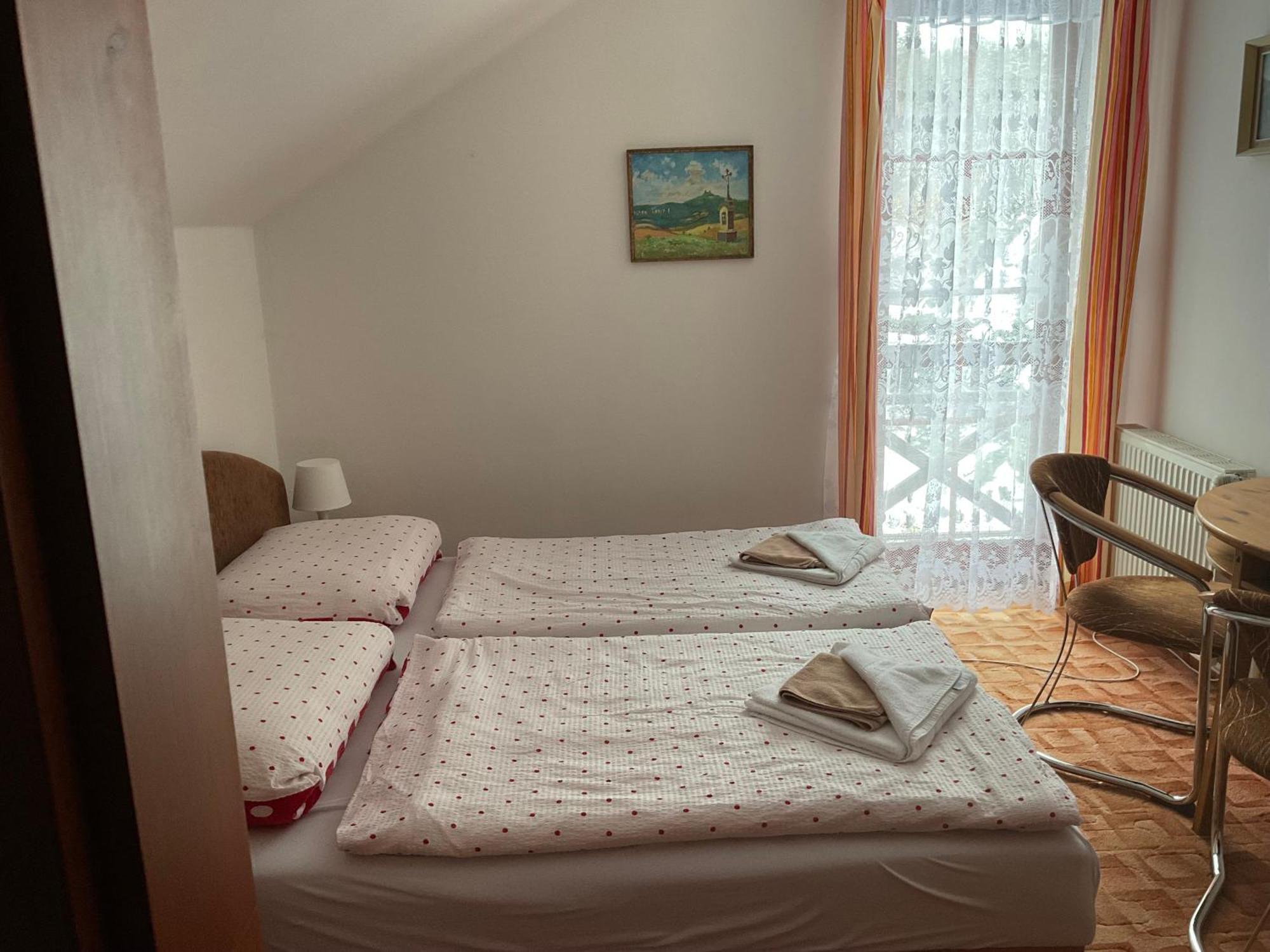 Pension Holiday Vrchlabí Exteriör bild